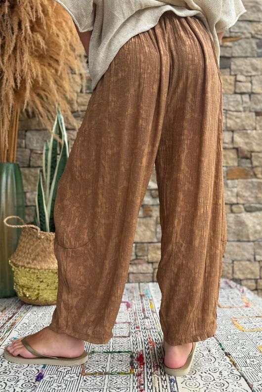 Kiti Paisley Damask 7/8 Barrel Leg Pant Walnut